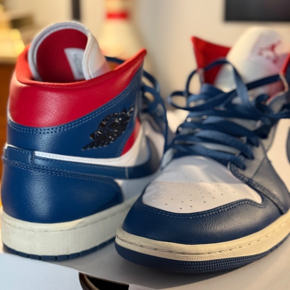 ALMOST NEW - WORN WMNS12/MNS10.5 - AIR JORDAN 1 MID RED/WHT/BLU - BOSTONRED SOX main image 7